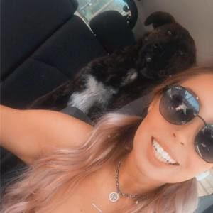 Meet your Posher, Abigail